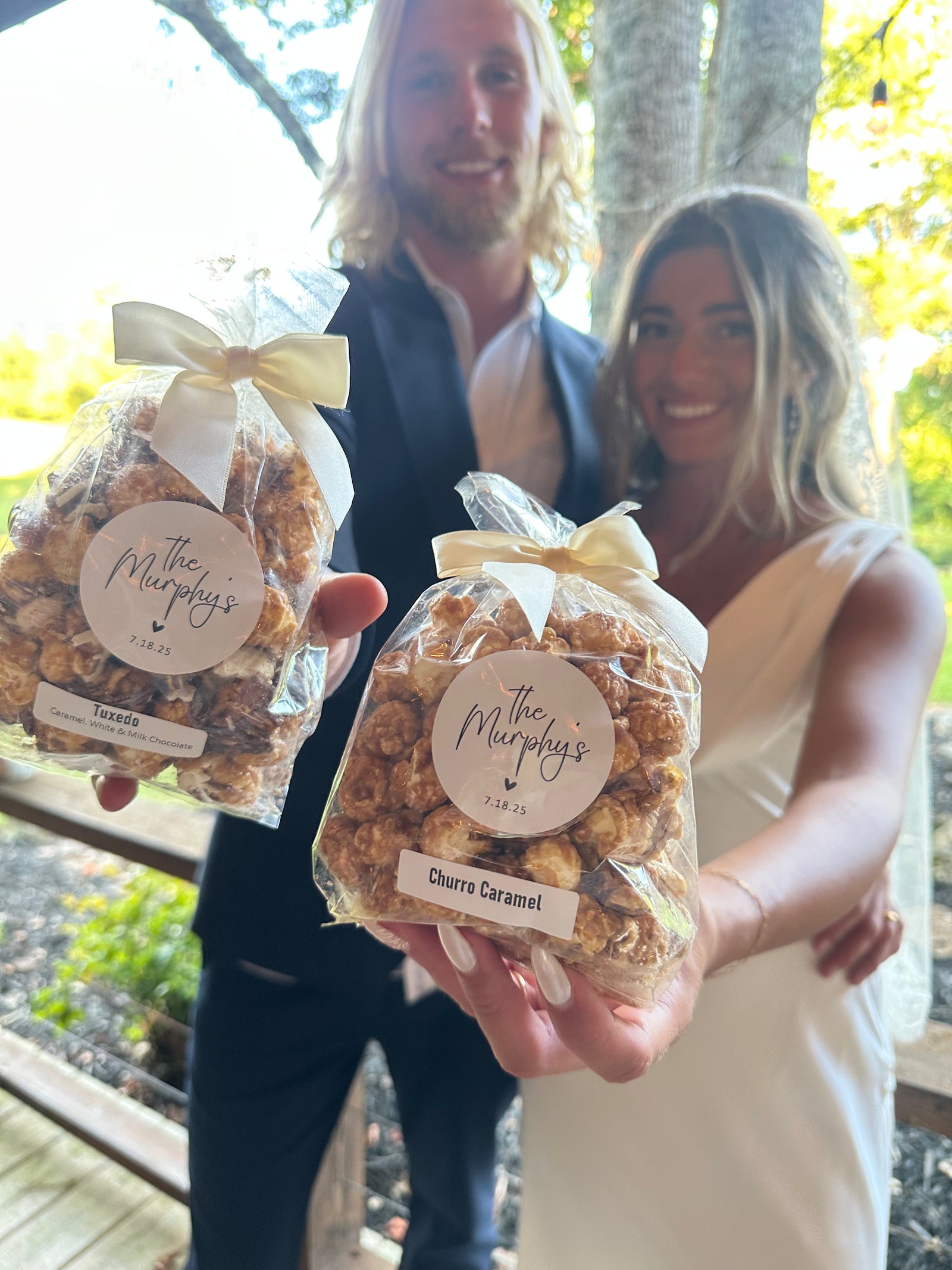 "The Luxe" | 25 Individual Gourmet Favors | 3 Cups Each